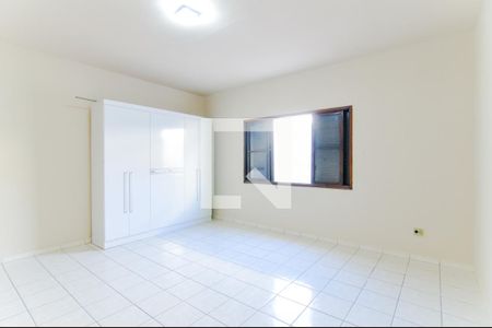 Quarto 2 de casa para alugar com 2 quartos, 147m² em Vila Galvão, Guarulhos