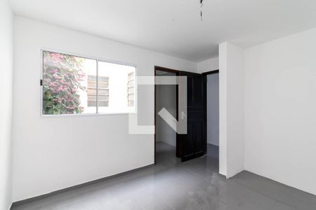 Suíte de casa para alugar com 5 quartos, 340m² em Lauzane Paulista, São Paulo