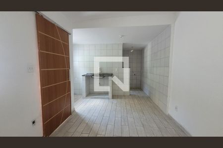 Casa para alugar com 1 quarto, 45m² em Osvaldo Cruz, Rio de Janeiro