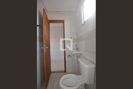 Banheiro de casa para alugar com 1 quarto, 60m² em Osvaldo Cruz, Rio de Janeiro