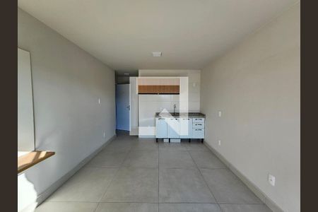 Quarto de apartamento para alugar com 1 quarto, 22m² em Posse, Nova Iguaçu