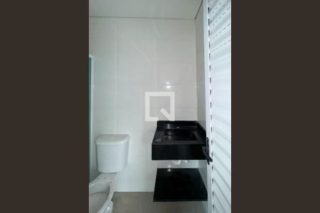 Banheiro Social de apartamento para alugar com 1 quarto, 54m² em Jardim Silvina, São Bernardo do Campo