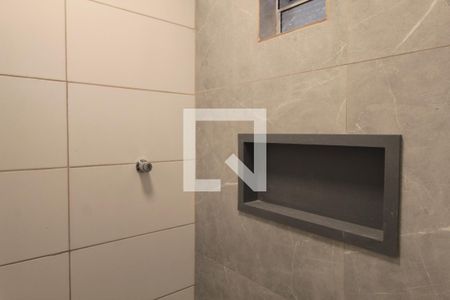 Banheiro de casa para alugar com 1 quarto, 110m² em São Salvador, Belo Horizonte