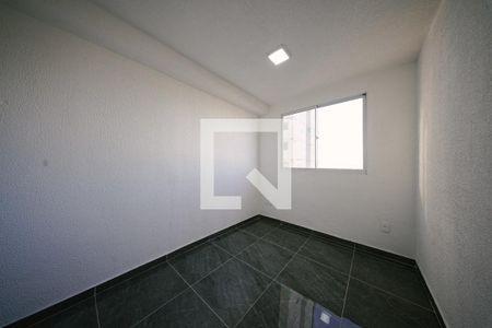 Quarto 1 de apartamento para alugar com 2 quartos, 33m² em Vila Silvia, São Paulo