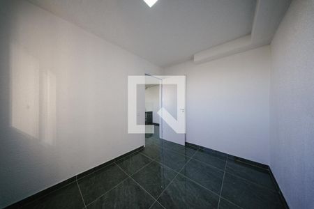 Quarto 1 de apartamento para alugar com 2 quartos, 33m² em Vila Silvia, São Paulo