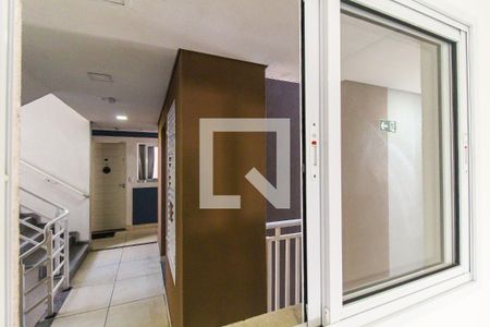 Vista da Sala de apartamento à venda com 2 quartos, 45m² em Vila Carmosina, São Paulo