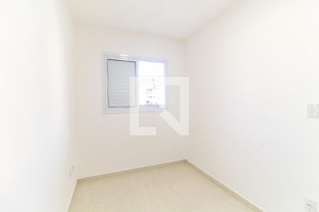 Quarto 2 de apartamento à venda com 2 quartos, 45m² em Vila Carmosina, São Paulo
