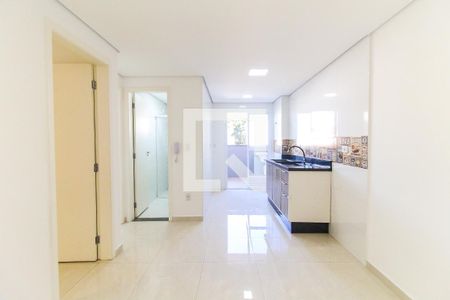 Sala de apartamento à venda com 2 quartos, 45m² em Vila Carmosina, São Paulo