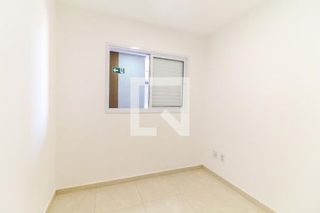 Quarto 1 de apartamento à venda com 2 quartos, 45m² em Vila Carmosina, São Paulo