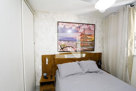 Quarto 1 de apartamento para alugar com 1 quarto, 94m² em Vila Amaral, Belo Horizonte