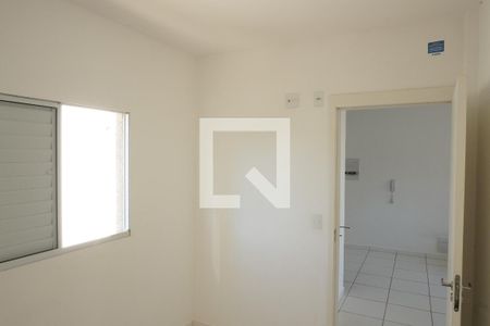Quarto 2 de apartamento para alugar com 2 quartos, 43m² em Jardim Jockei Club A, São Carlos