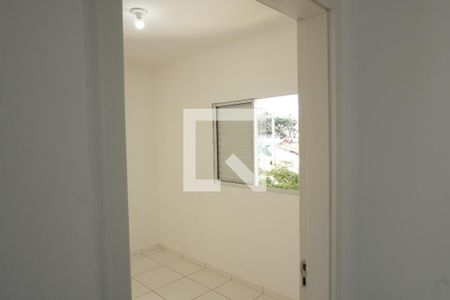 Quarto 2 de apartamento para alugar com 2 quartos, 43m² em Jardim Jockei Club A, São Carlos