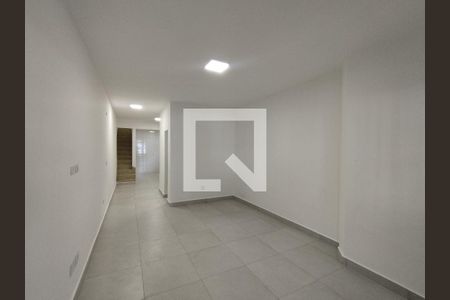 Sala  de casa para alugar com 2 quartos, 170m² em Vila Brasilio Machado, São Paulo