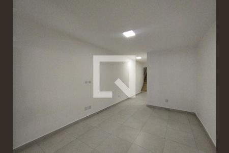 Sala  de casa para alugar com 2 quartos, 170m² em Vila Brasilio Machado, São Paulo