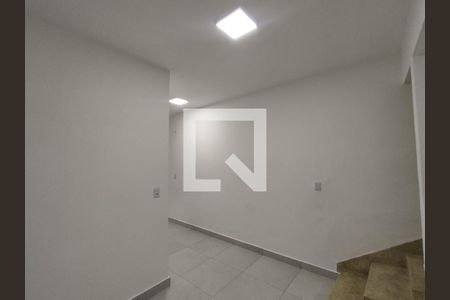 Sala  de casa para alugar com 2 quartos, 170m² em Vila Brasilio Machado, São Paulo