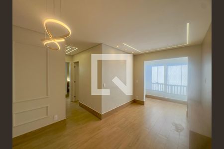 Sala  de apartamento para alugar com 2 quartos, 55m² em Vila das Bandeiras, Guarulhos