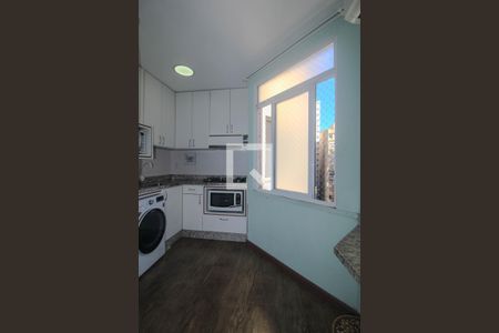 Sala/Cozinha de apartamento para alugar com 1 quarto, 40m² em Centro Histórico, Porto Alegre
