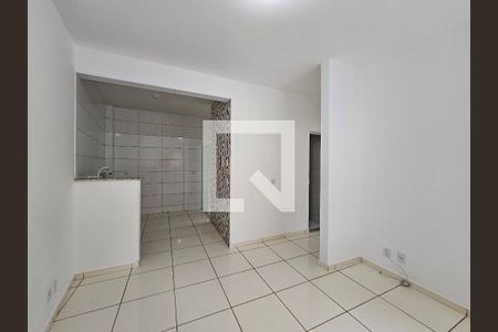 Sala de casa para alugar com 2 quartos, 60m² em Centro, Nilópolis