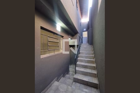 Entrada  de casa para alugar com 1 quarto, 54m² em Vila Brasilio Machado, São Paulo