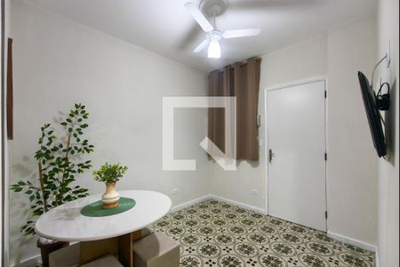 Sala de apartamento para alugar com 1 quarto, 45m² em Nova Mirim, Praia Grande
