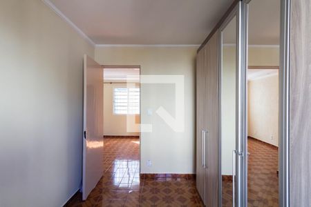 Quarto 1 de apartamento para alugar com 2 quartos, 55m² em Itaquera, São Paulo