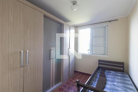 Quarto 2 de apartamento para alugar com 2 quartos, 55m² em Itaquera, São Paulo