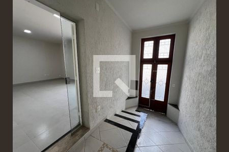 Hall de entrada de casa para alugar com 5 quartos, 500m² em Centro, Juiz de Fora