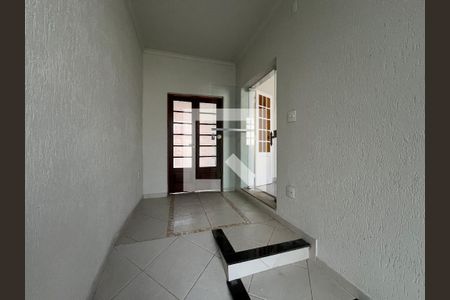 Hall de entrada de casa para alugar com 5 quartos, 500m² em Centro, Juiz de Fora