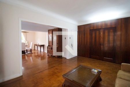 Casa para alugar com 5 quartos, 500m² em Jardim Europa, São Paulo