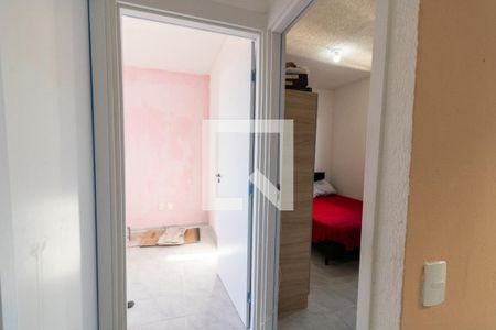 Corredor de apartamento para alugar com 2 quartos, 42m² em Campo Novo, Porto Alegre