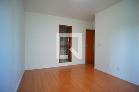 Suíte de apartamento para alugar com 2 quartos, 69m² em Jardim Itu, Porto Alegre