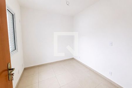 Quarto de casa de condomínio para alugar com 2 quartos, 42m² em Novo Mundo, Gravataí