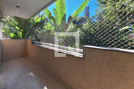 Sala de apartamento para alugar com 3 quartos, 130m² em Piratininga, Niterói