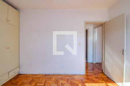 Quarto 1 de apartamento à venda com 2 quartos, 63m² em Vila Ipiranga, Porto Alegre