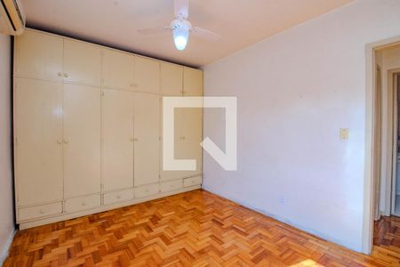 Quarto 1 de apartamento à venda com 2 quartos, 63m² em Vila Ipiranga, Porto Alegre
