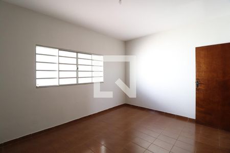 Quarto 2 de casa para alugar com 3 quartos, 120m² em Santa Mônica, Uberlândia