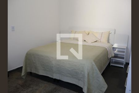Quarto de casa para alugar com 1 quarto, 80m² em Quinta da Paineira, São Paulo