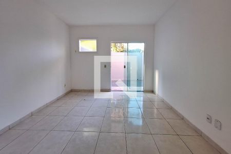 Sala de apartamento para alugar com 3 quartos, 130m² em Piratininga, Niterói