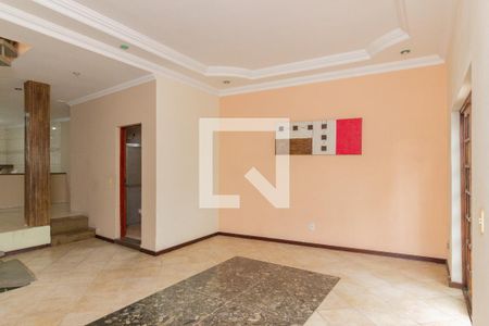 Sala de casa para alugar com 3 quartos, 255m² em Jardim Vivan, São Paulo