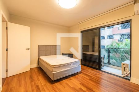 Quarto 1 de apartamento para alugar com 4 quartos, 300m² em Alphaville, Barueri
