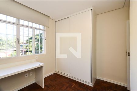 Quarto 1 de apartamento para alugar com 3 quartos, 101m² em Cruzeiro, Belo Horizonte