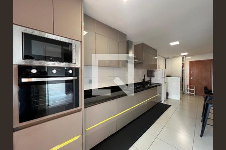 Cozinha de apartamento à venda com 3 quartos, 220m² em Cabral, Contagem