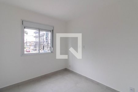 Quarto 1 de apartamento para alugar com 2 quartos, 50m² em Jardim Flor da Montanha, Guarulhos
