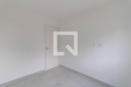 Quarto 1 de apartamento para alugar com 2 quartos, 50m² em Jardim Flor da Montanha, Guarulhos