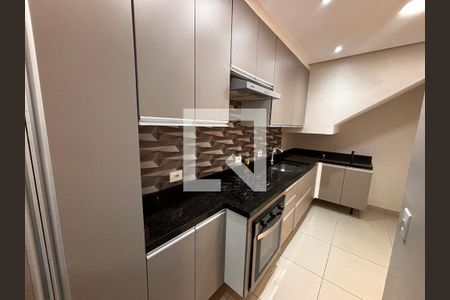 Cozinha de casa de condomínio à venda com 3 quartos, 110m² em Parque Fernao Dias, Barueri