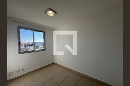 Apartamento à venda com 3 quartos, 67m² em Serrano, Belo Horizonte
