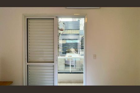 Varanda de apartamento para alugar com 2 quartos, 71m² em Sumaré, São Paulo