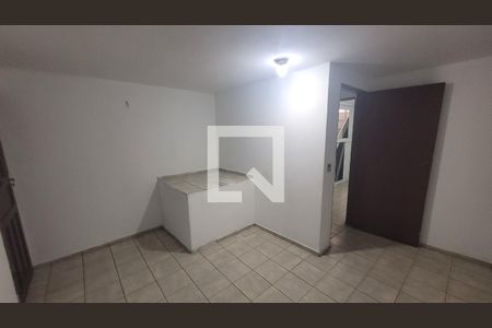 Quarto 2 de casa para alugar com 3 quartos, 80m² em Parque dos Bancarios, São Paulo