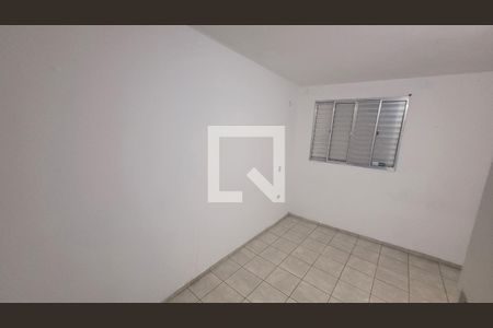 Quarto 2 de casa para alugar com 3 quartos, 80m² em Parque dos Bancarios, São Paulo