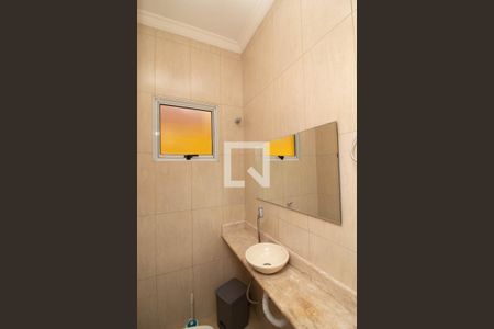 Lavabo - Sala de casa para alugar com 4 quartos, 400m² em Jardim Terezopolis, Guarulhos